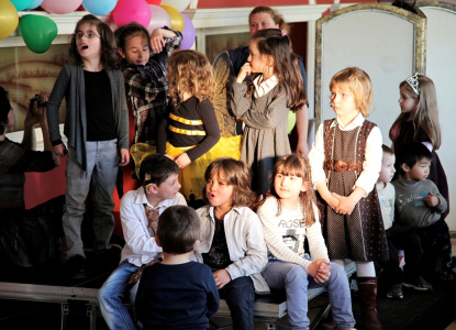 Деца с уведен слух, Ценътр Яника 2012